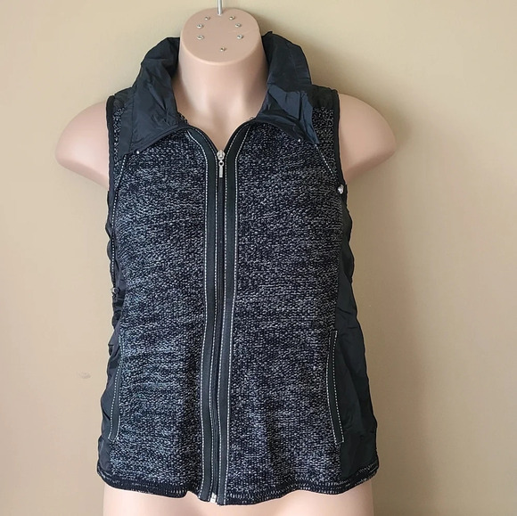 Weekends by Chicos Women's vest sz.1 - Picture 1 of 12